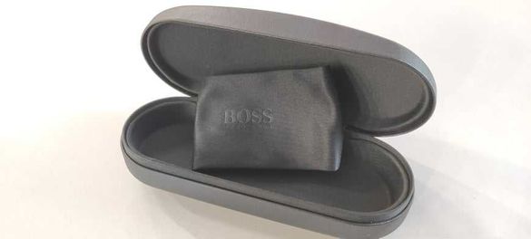 Оригиналена луксозна кутия за очила Hugo Boss