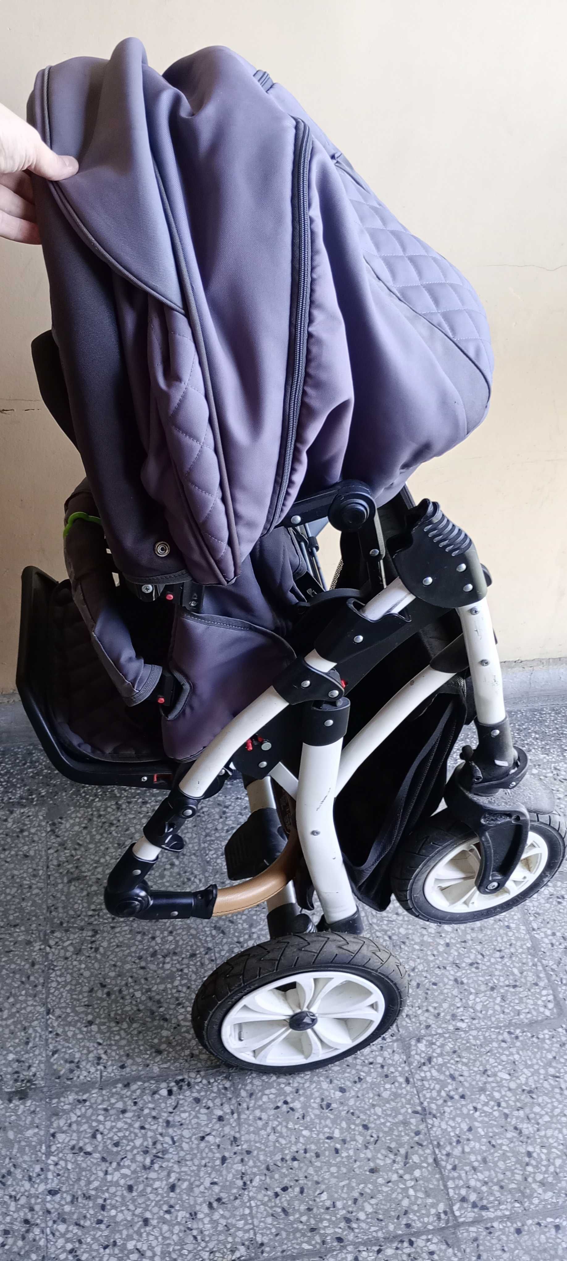 Качествена бебешка количка