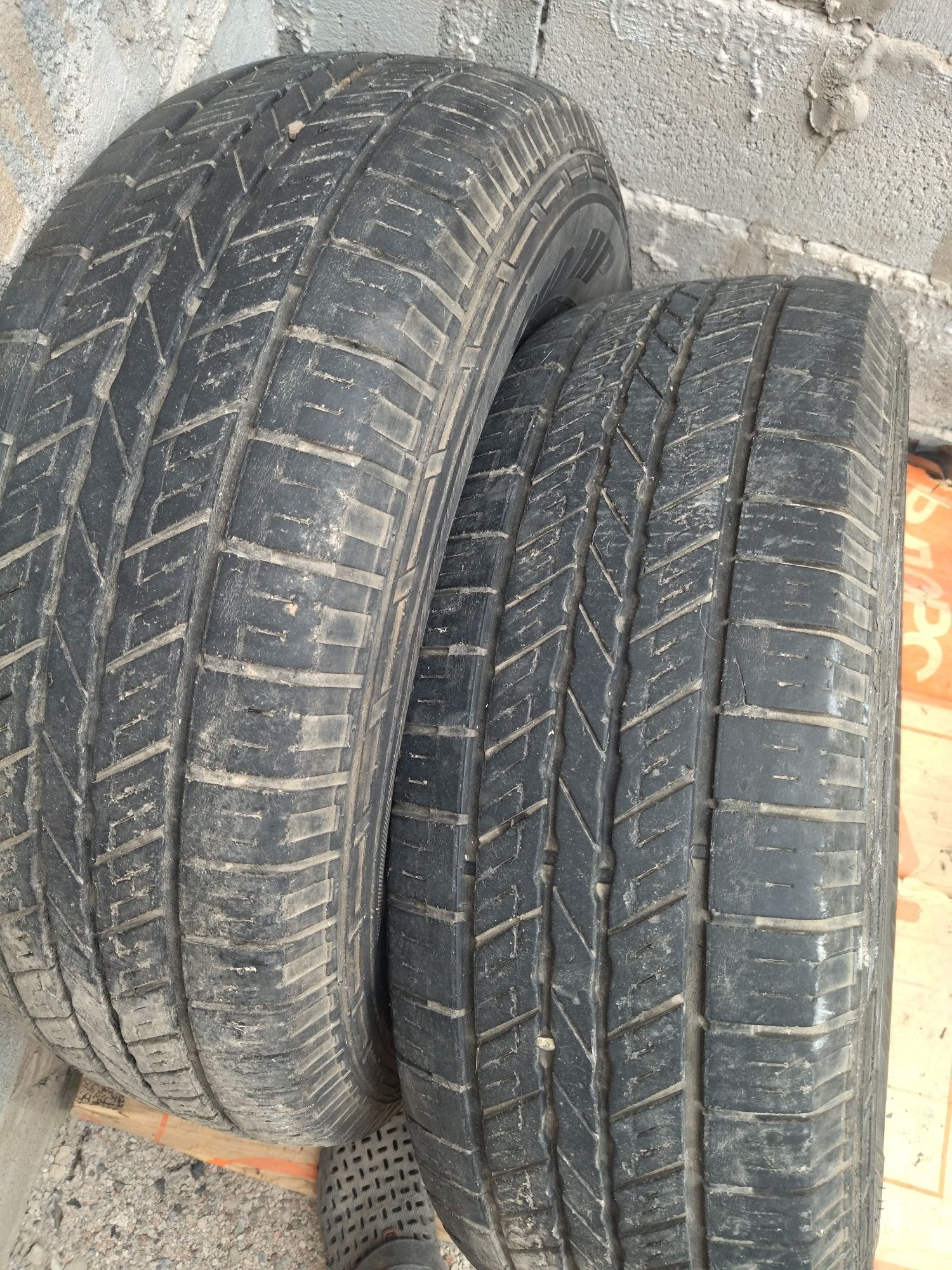 Шины ханког 265 R15 70 2пары И шины якохама такие же