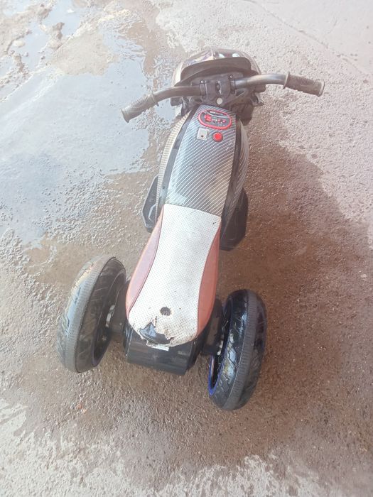 Bolalar uchun mototsikl