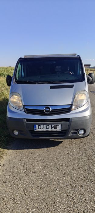 Opel vivaro  varianta lungă2.0 90 cai motor fiabil