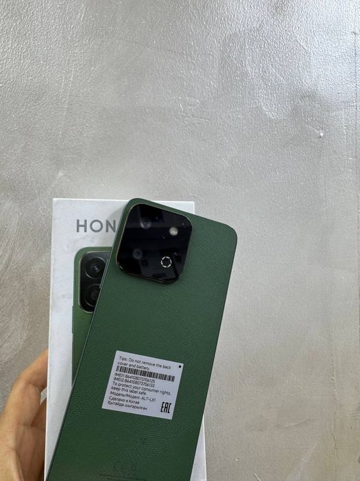 Sotiladi Honor X7C ideal 8/256