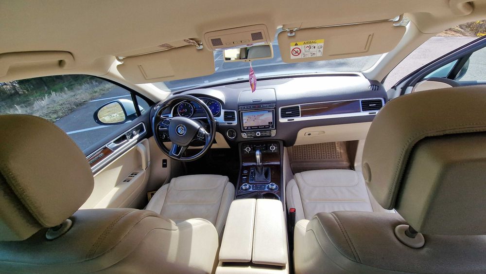 Volkswagen Touareg 2015 3.0 diesel V6, 262 cp, tva deductibil