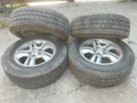 Vând anvelope 225/65/R16