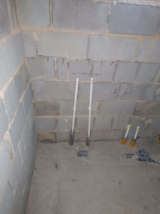 Продам не достройний котедж