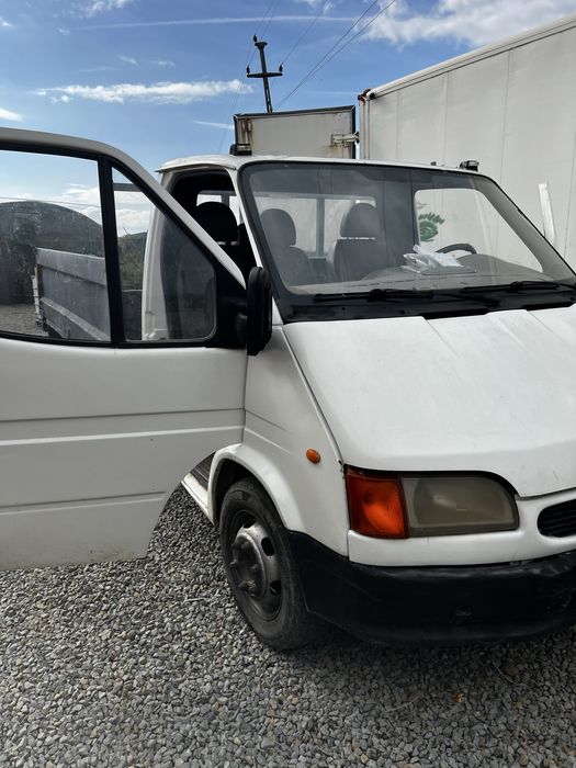 Ford tranzit cu  benă negociabil