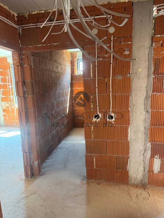 Продава се Двустаен апартамент в Пловдив, Прослав - 65 кв.м за 563 €/кв.м - Снимка #3