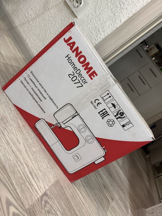 Швейная машинка Janome НОВАЯ