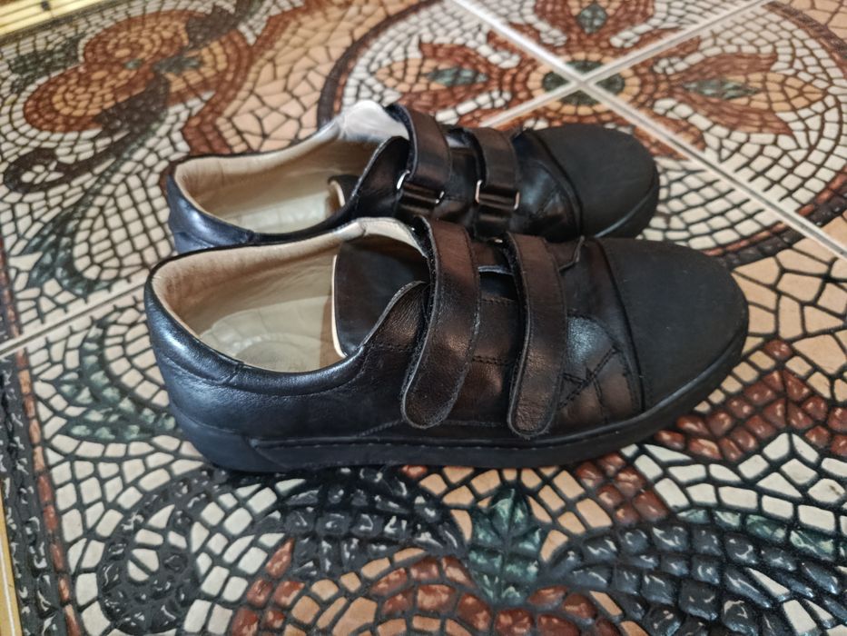 Школьные кожаные ботинки, Турция