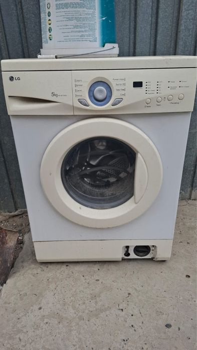 Отдам стиралку на запчасти