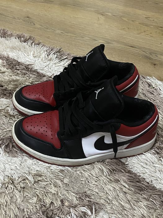 Jordan 1 low bred toe