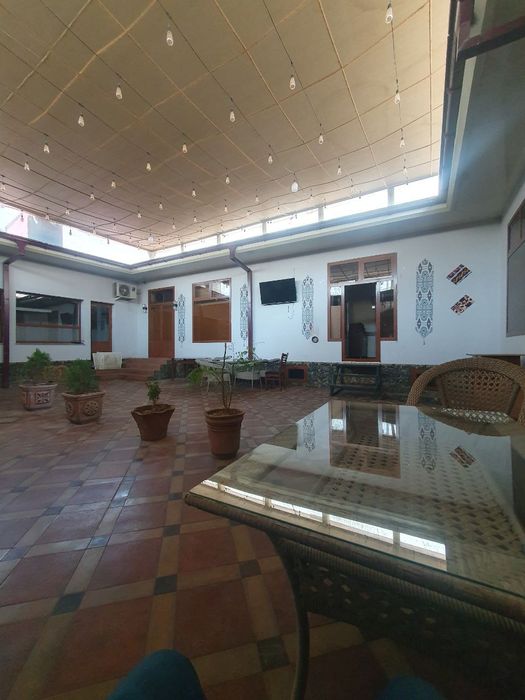Kunlik ijaraga Hovli Registonga yaqin