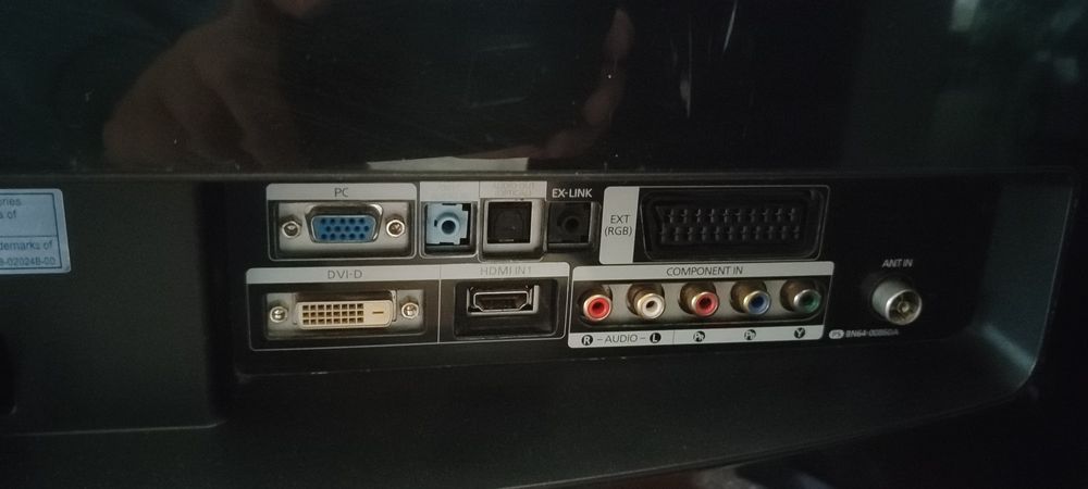 лот от три телевизора LG и Samsung