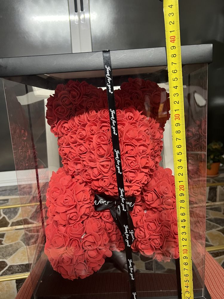Urs din trandafiri de sapun 40cm