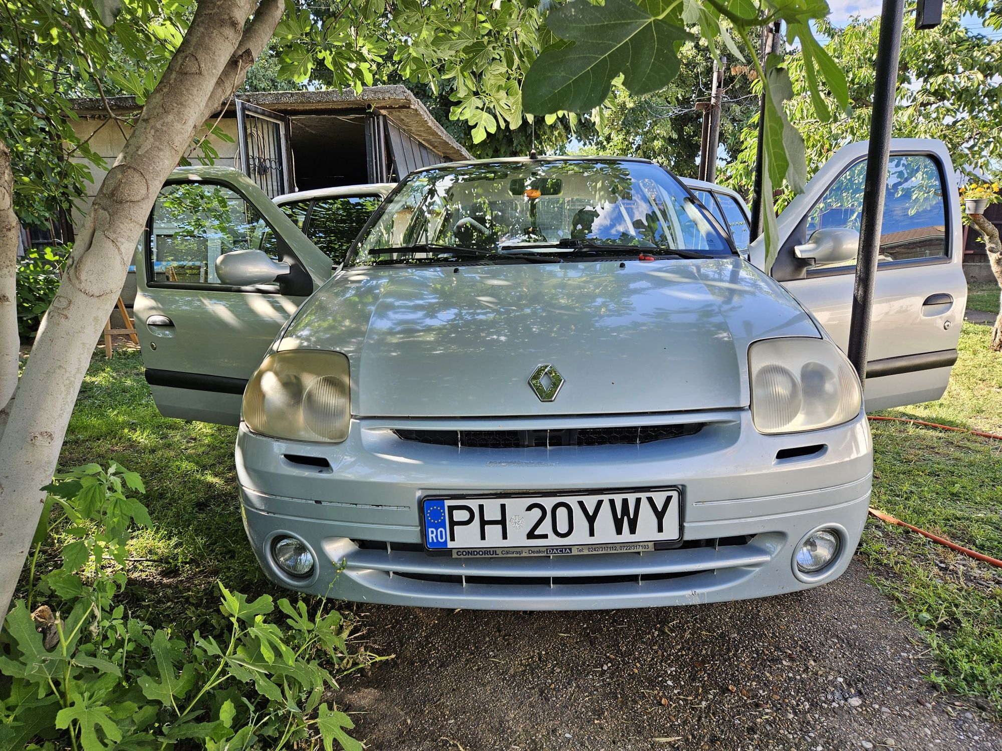 Renault clio 2001