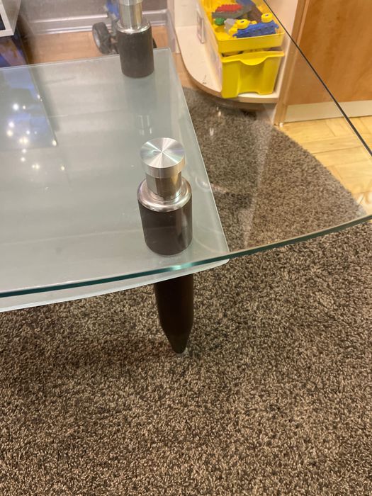 Холна стъклена маса