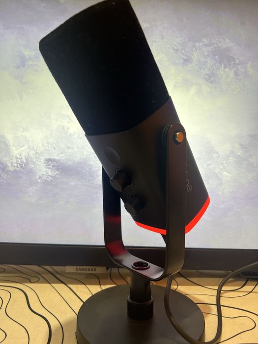 Продам микрофон fifine am8 в хорошем состояний !