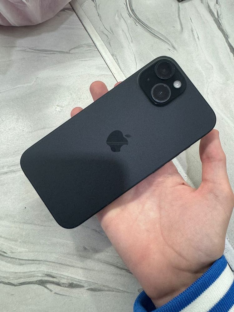 Aplee iphone 15.