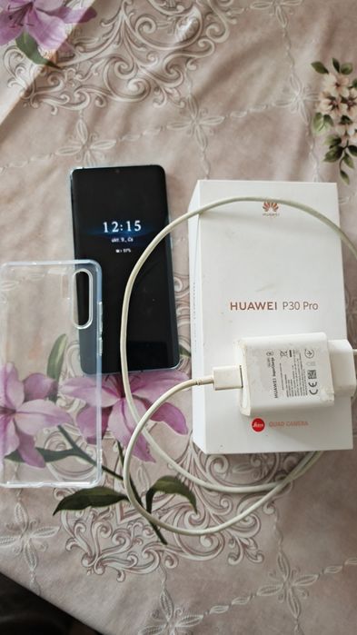 Vând Huawei P30 Pro