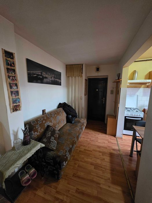 Vand apartament 2 camere Kogalniceanu