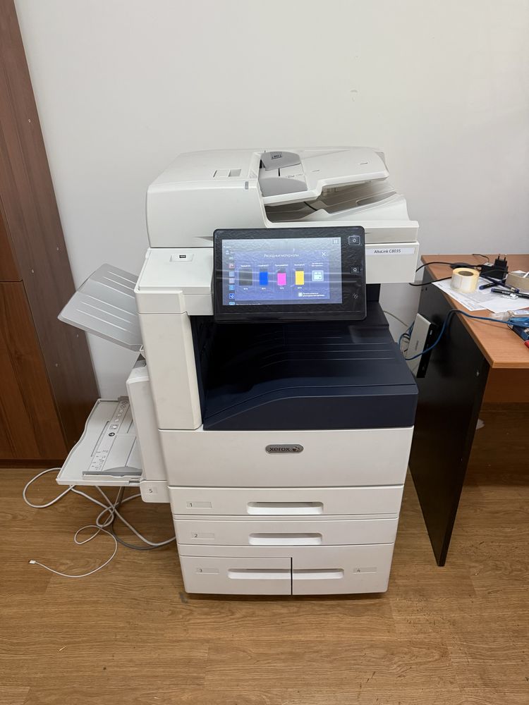 Продам МФУ Xerox AltaLink C8035