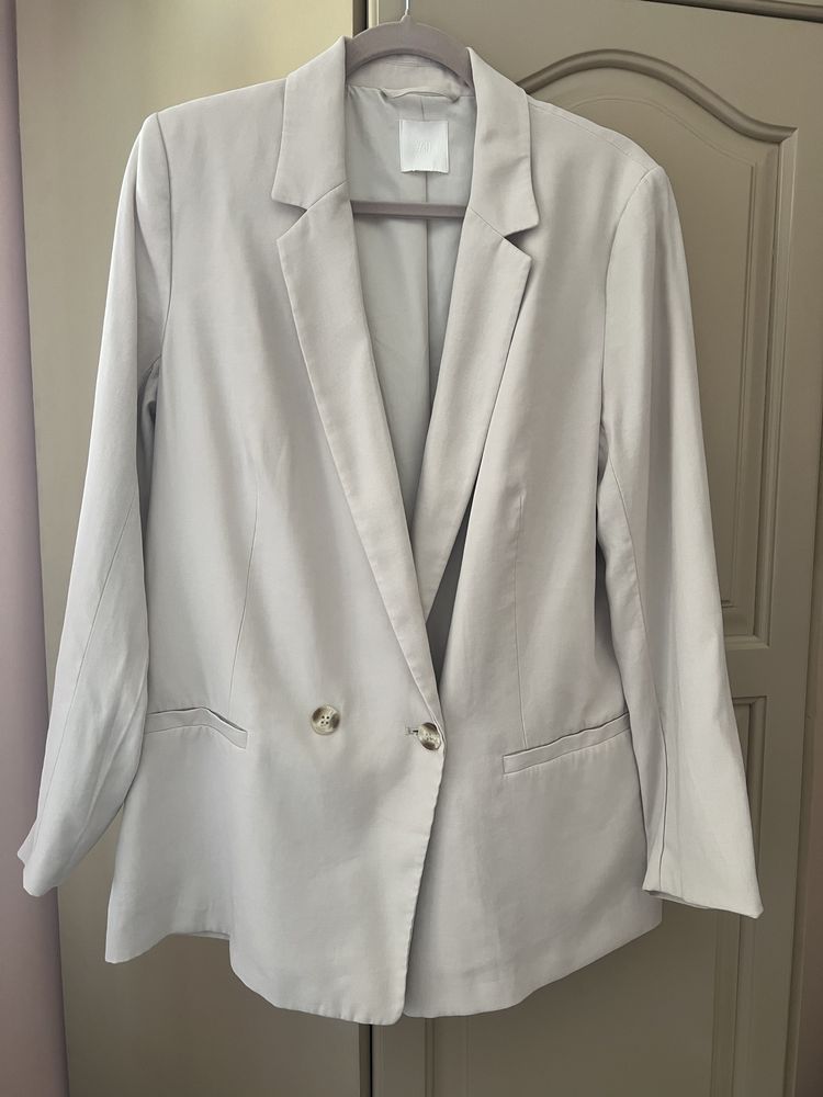 Ново бяло сако h&m