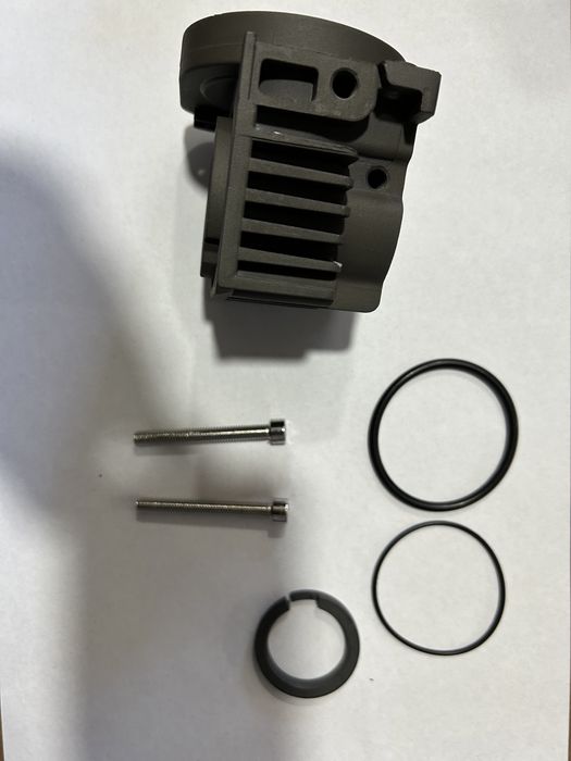 De Vanzare Kit reparație compresor suspensie audi Q7 4L 2006-