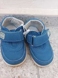Бебешки обувки Колев