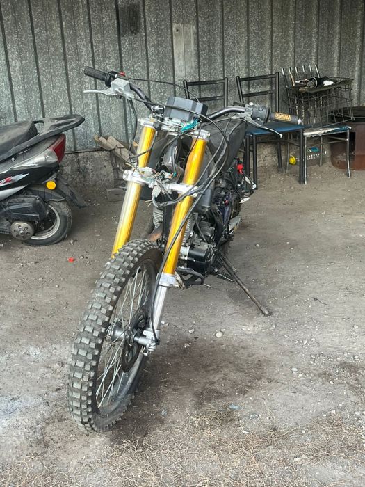 Продам эндуро 250 куб