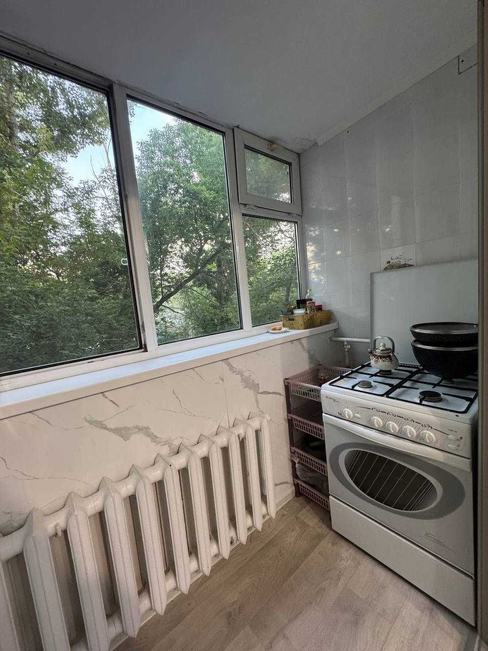 Продам 2 к.кв. по Жургенова
