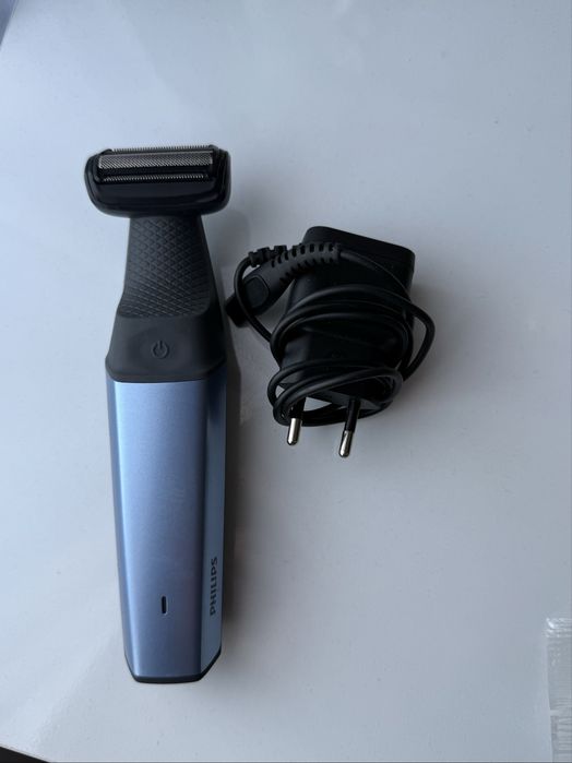 Тример Philips със зарядно