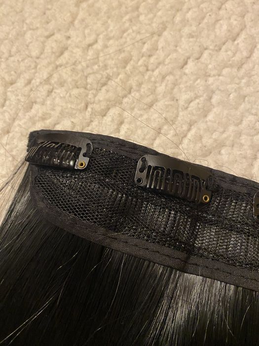 Екстеншъни за коса с щракащи фиби