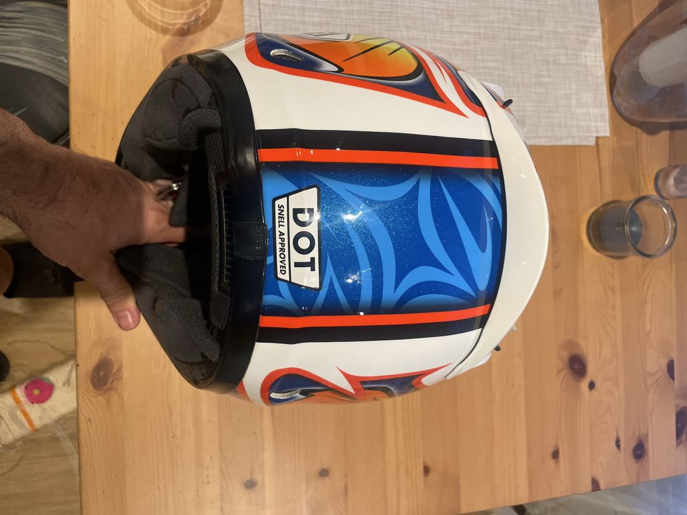 Каска Shoei XR-1000
