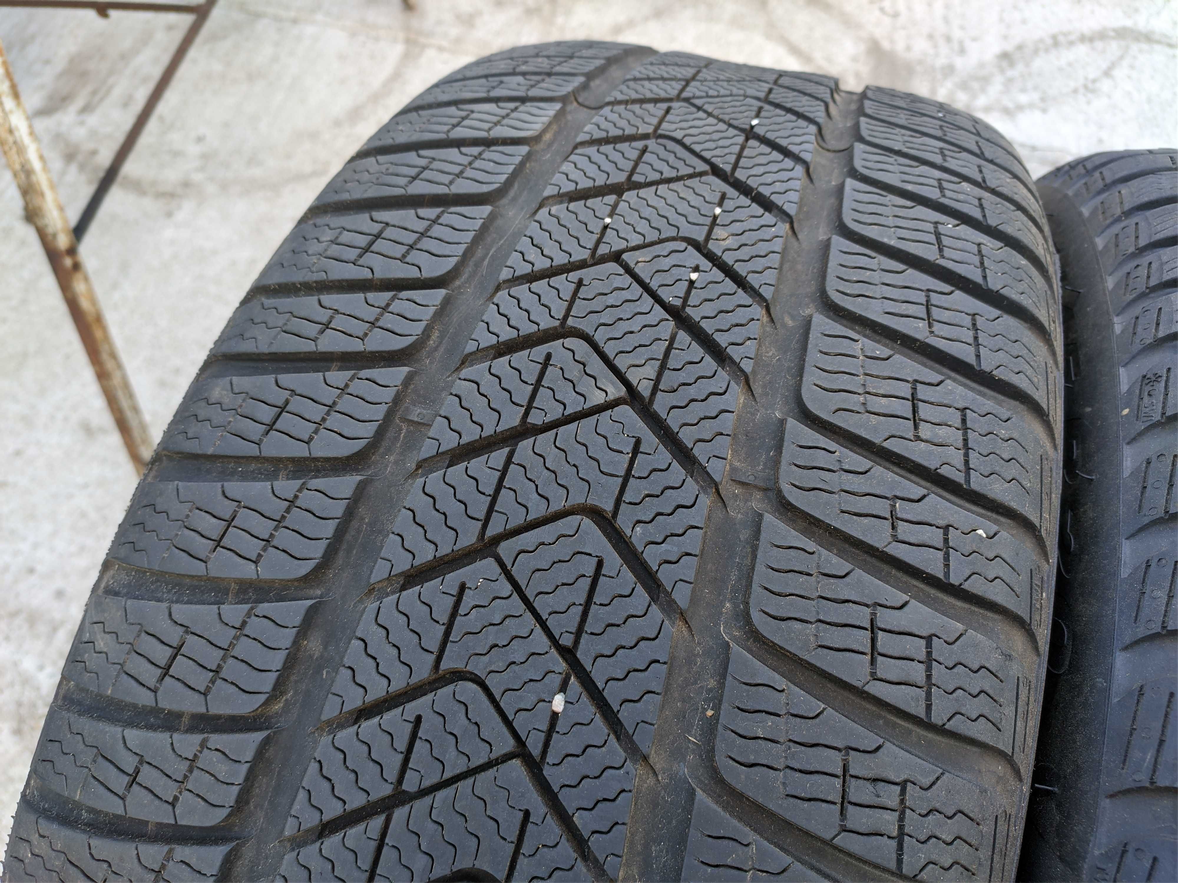 2бр Зимни Гуми 275 45 20 - Pirelli Runflat - DOT 2022