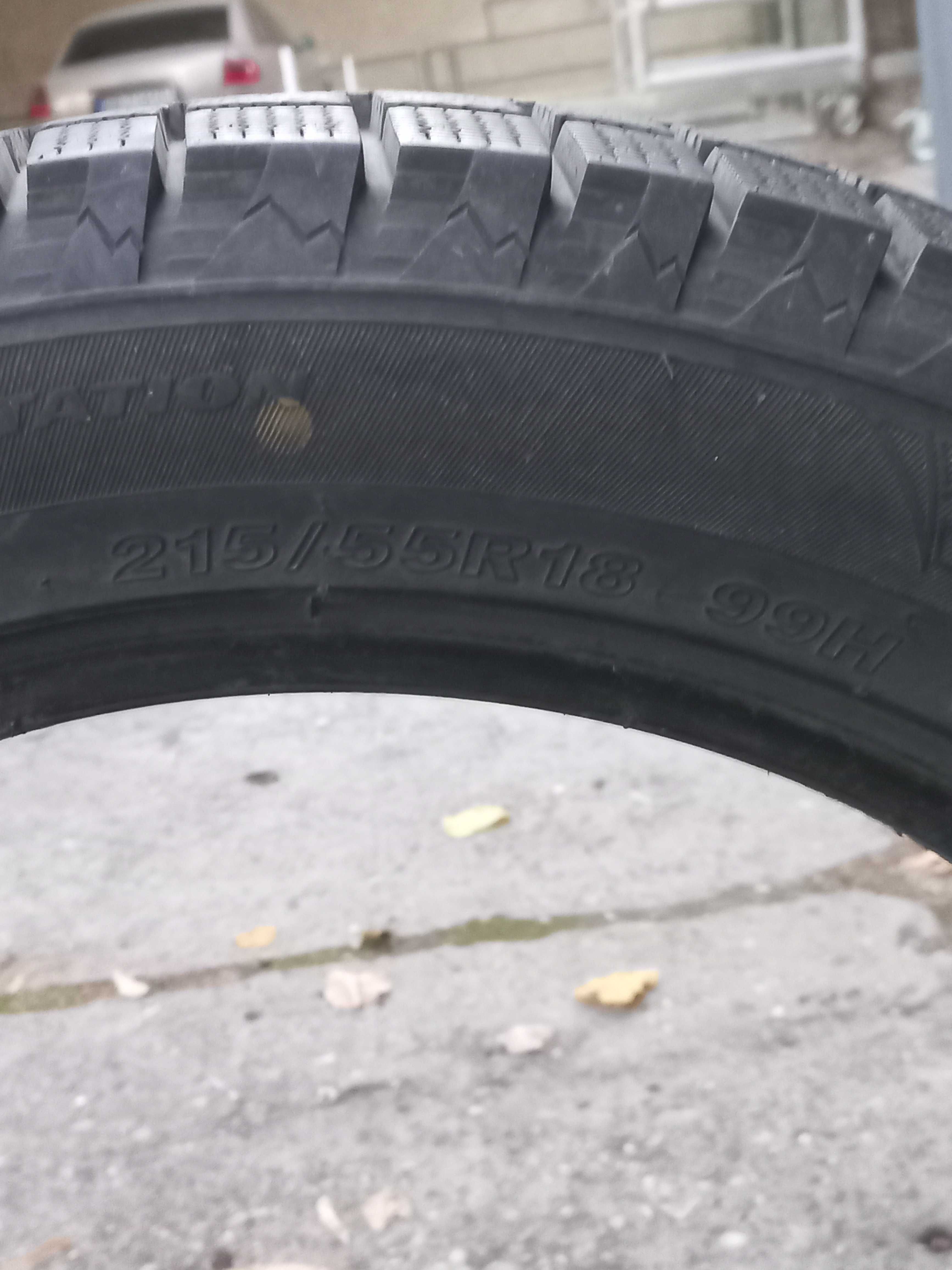 Продавам 4 броя зимни гуми 215/55R18