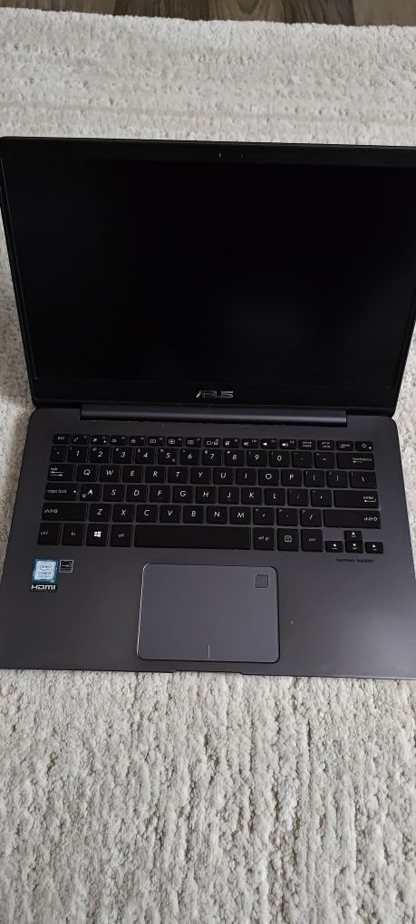 Laptop Asus i5 PENTRU piese