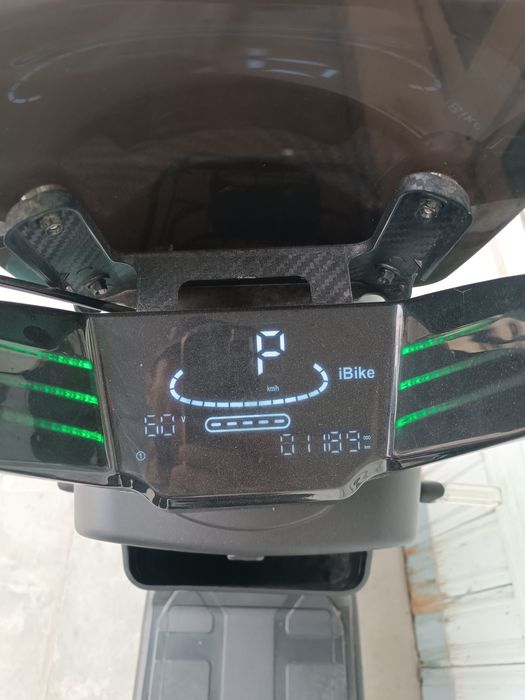 Skuter elektro kõp minilmagan yangi holatda