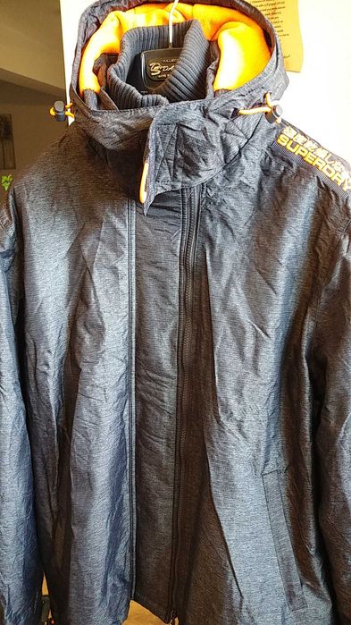 Geaca Super Dry marimea 2XL , noua , barbateasca