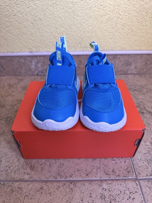 Бебешки маратонки Nike Flex runner 3 22