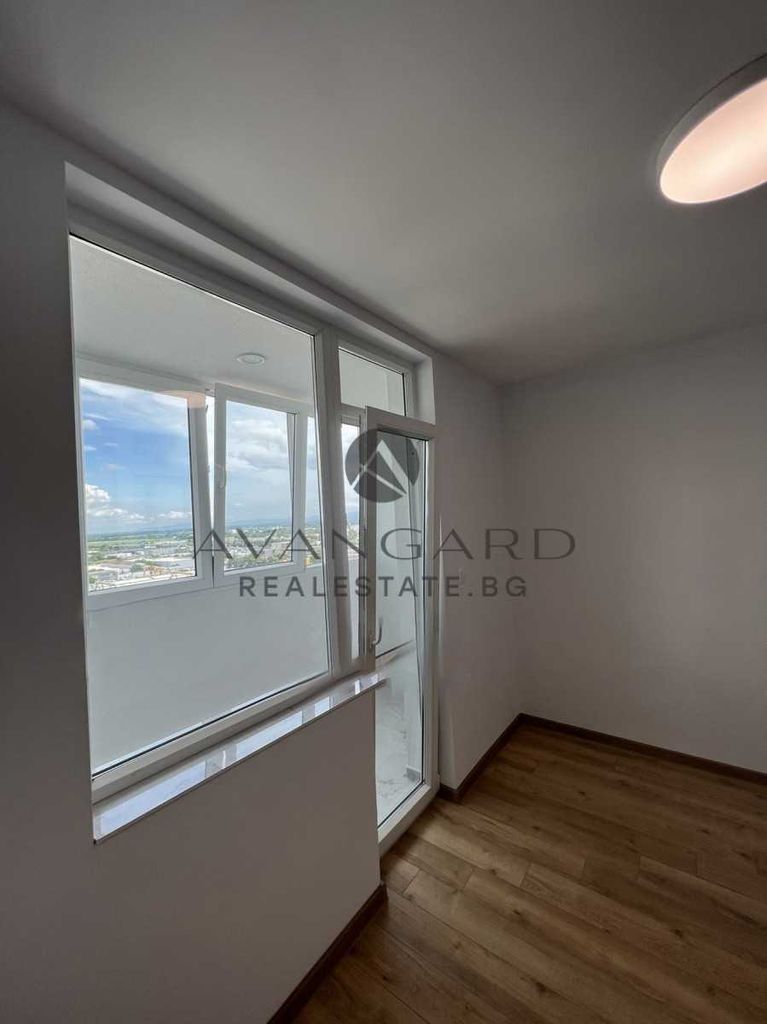 Продава се Двустаен апартамент в Пловдив, Изгрев - 50 кв.м за 1260 €/кв.м - Снимка #4