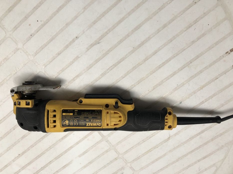 Мултифункционален инструмент DeWALT DWE315 , 300 W