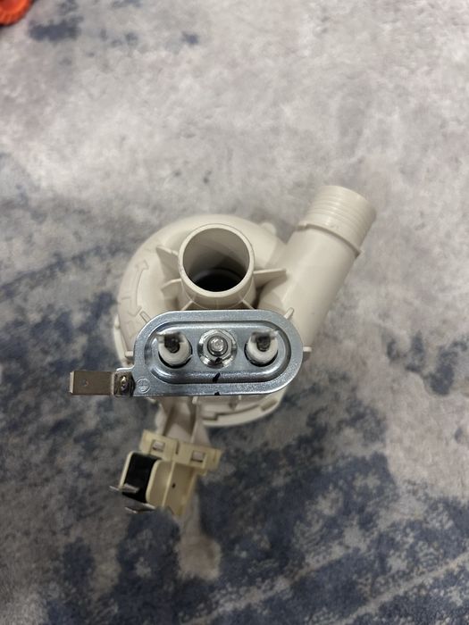 Запчасть на посудомоечную машину