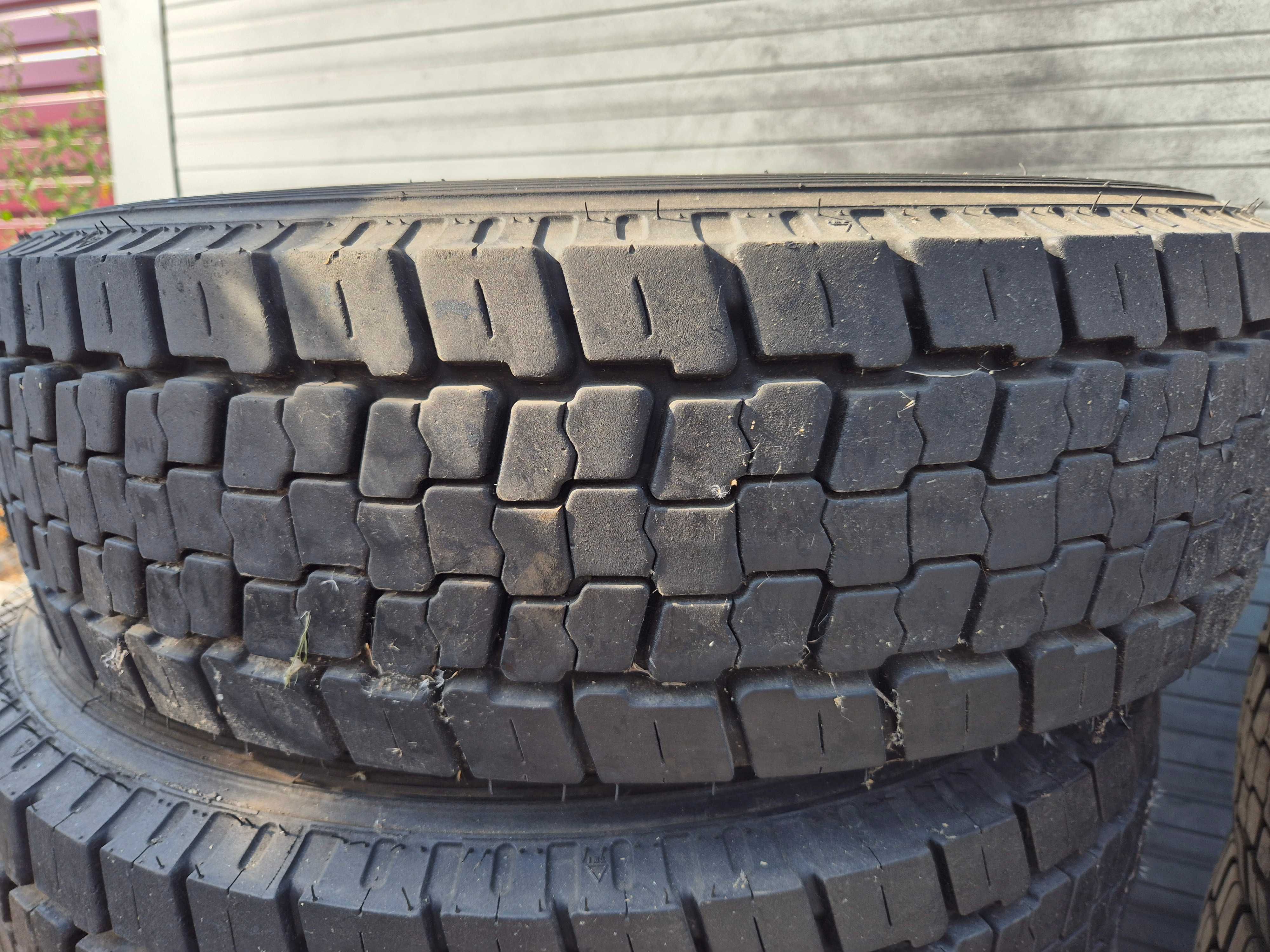 Anvelope Trailer Platforma Remorca - 215/75/17.5  UNIROYAL CA NOI 2013