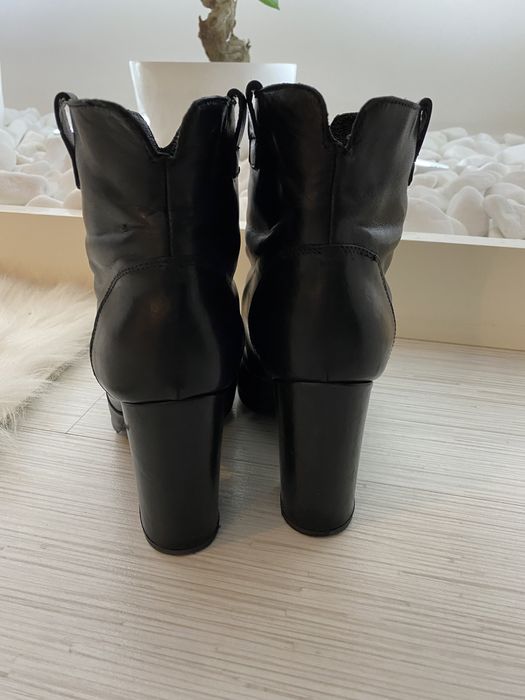 Ghete piele marimea 37