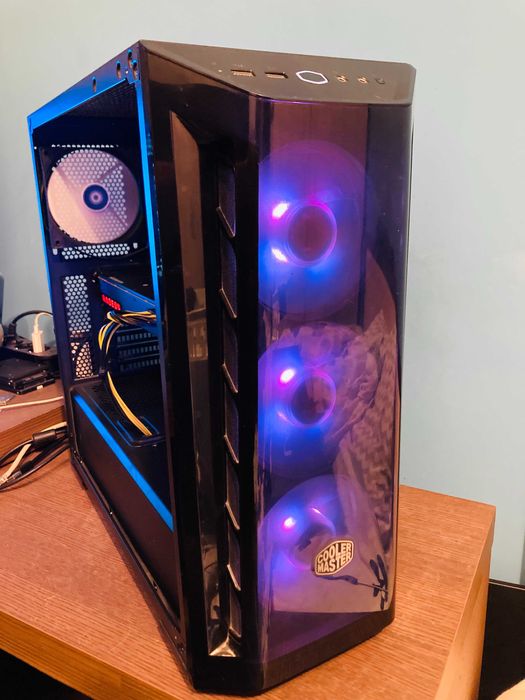 Геймърски Ryzen 5 1600AF ,Vega64 8GB,16GB RAM,256 m.2 SSD+2TB HDD,WIFI