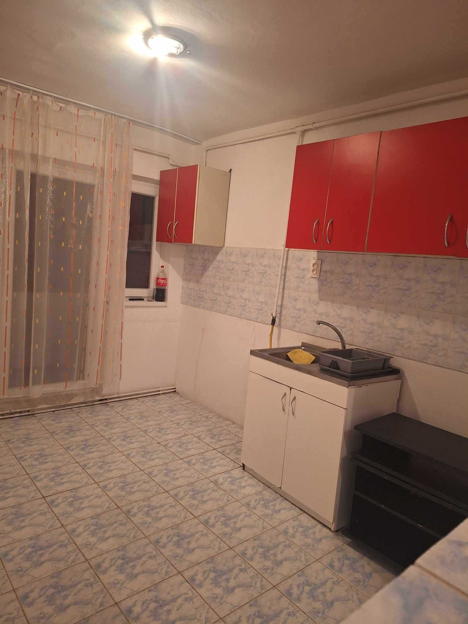 apartament 3 camere - micro 17