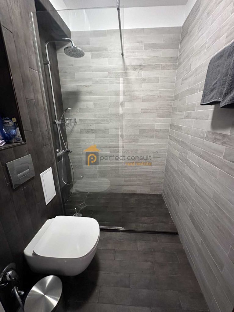 Дава се под наем Двустаен апартамент в Пловдив, Кършияка - 80 кв.м за 500 € - Снимка #11