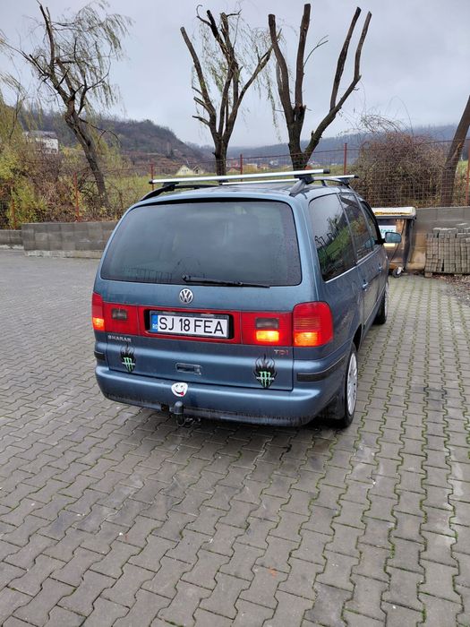Vând Sharan  1.9 TDI