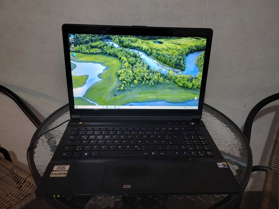 Okazie Laptop XMG (Gaming) cu i7+ 16Gb Ram si SSHD 1TB la 900lei