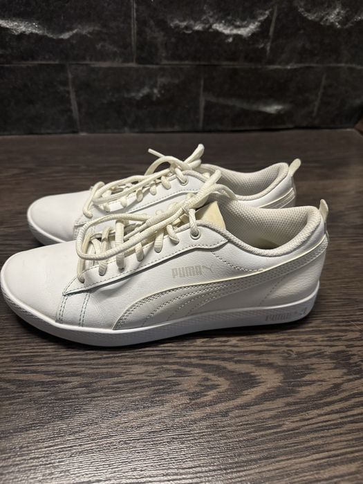 Adidasi Puma din piele naturala marimea 37